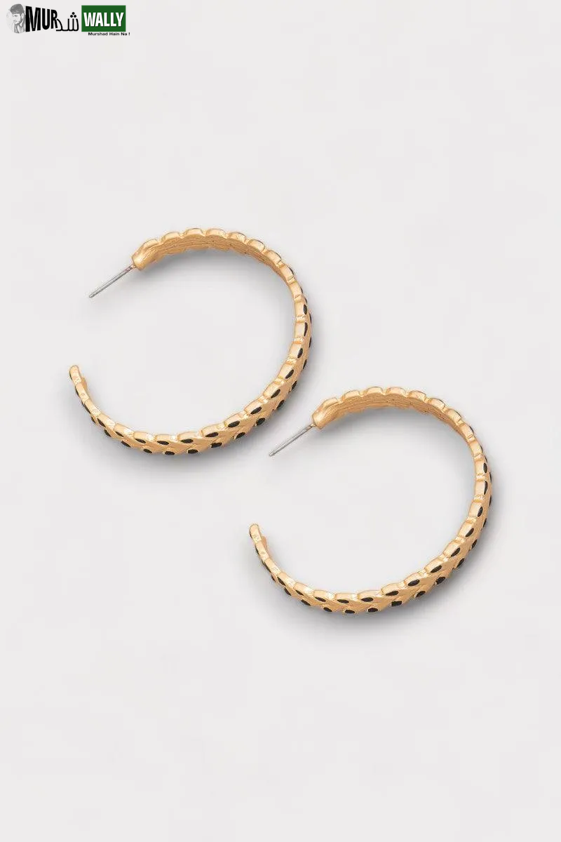 Coated Leaf Accent Metallic Chevron Hoop Earrings